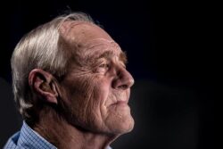 What Are the Early Signs of Alzheimer’s?
